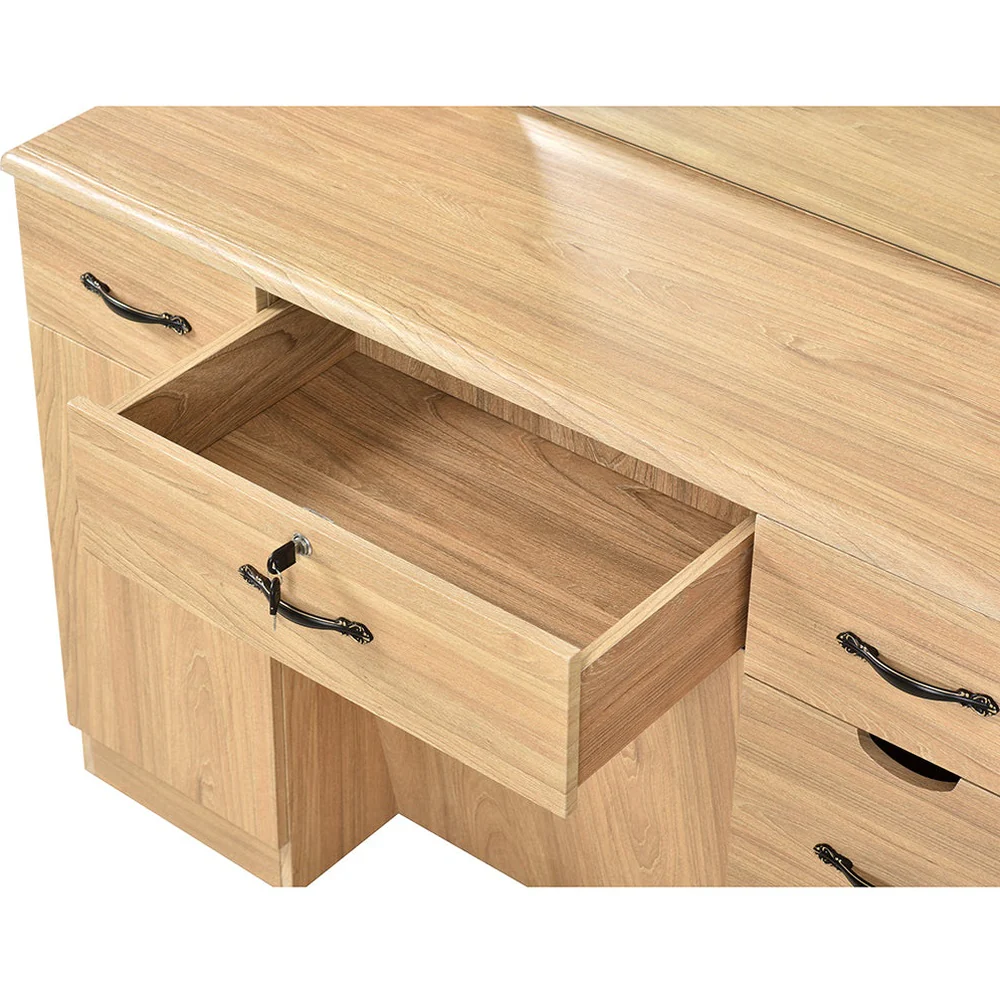 Champion Barber Station by DIR Salon Furniture - Image 24