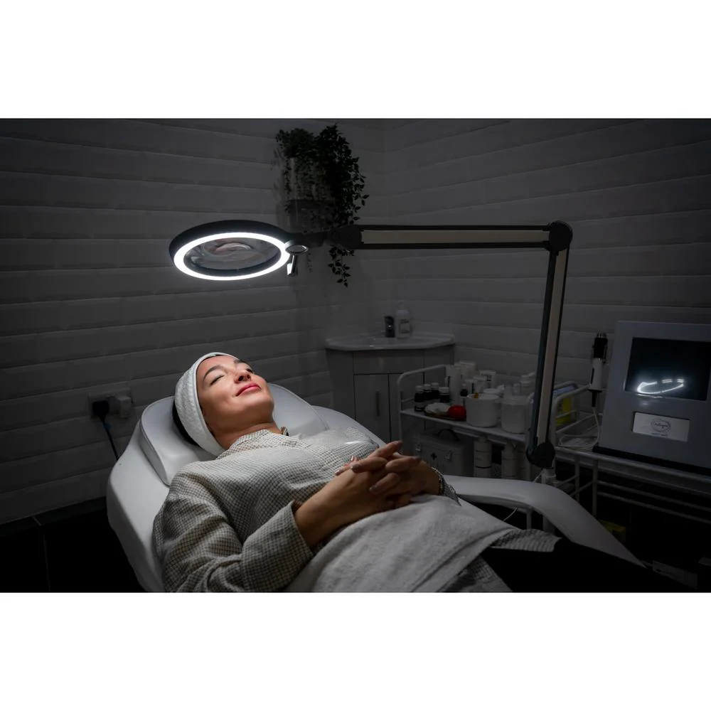 iQ Magnifier / 3-Diopter LED Magnifying Lamp with 12-Diopter Swing-Arm Lens by The Daylight Company - Image 7