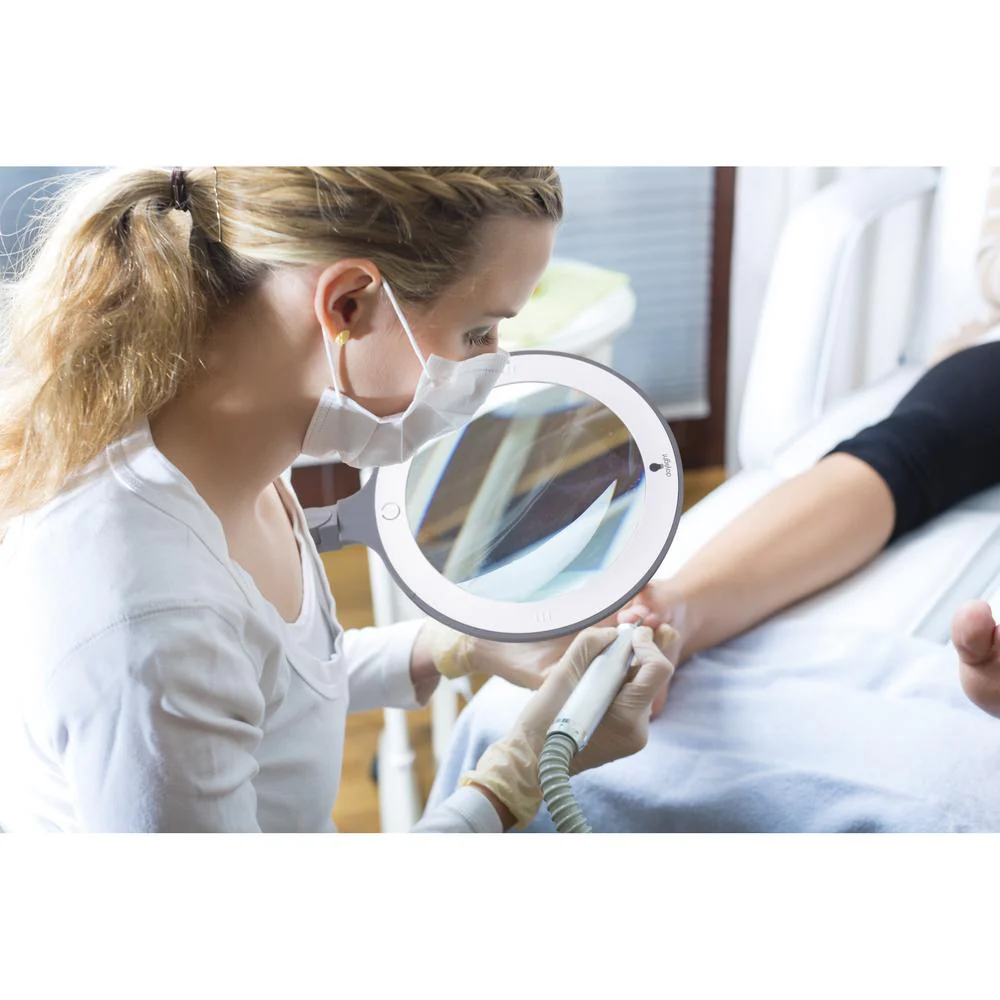iQ Magnifier / 3-Diopter LED Magnifying Lamp with 12-Diopter Swing-Arm Lens by The Daylight Company - Image 8