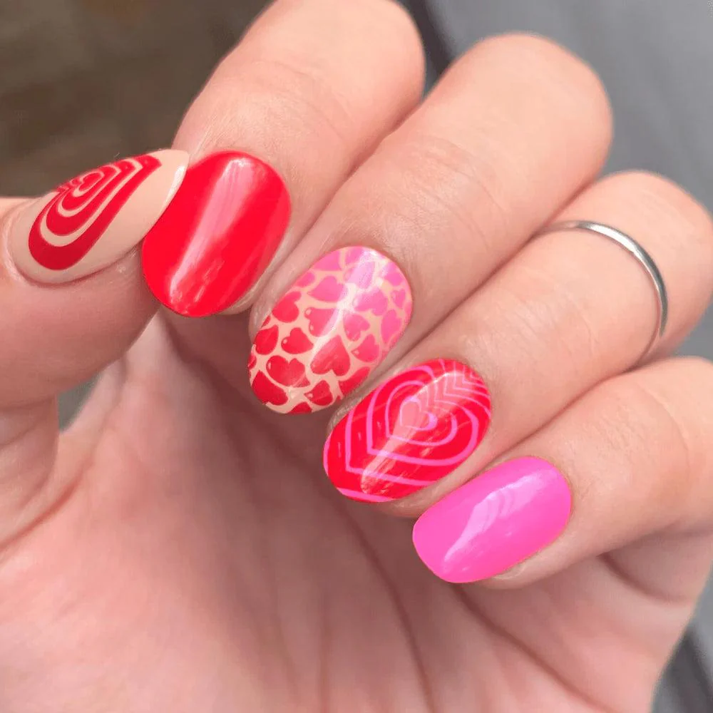 Maniology Classic Beauty Hearts + Stars - Nail Stamping Plate - Image 3