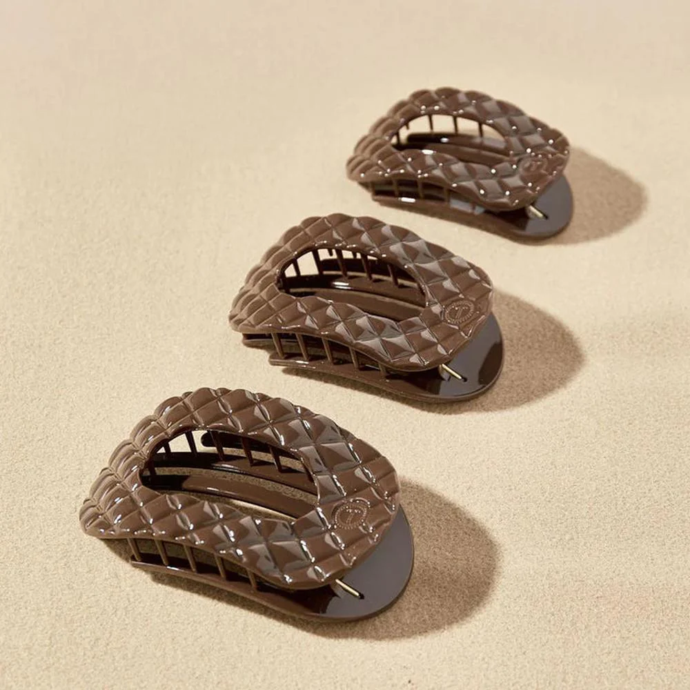 Teleties Flat Clip Round Quilt Small - Truly Taupe - Image 6